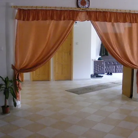 Tünde Vendégház *