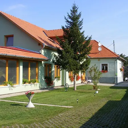 Vendégház Tünde *